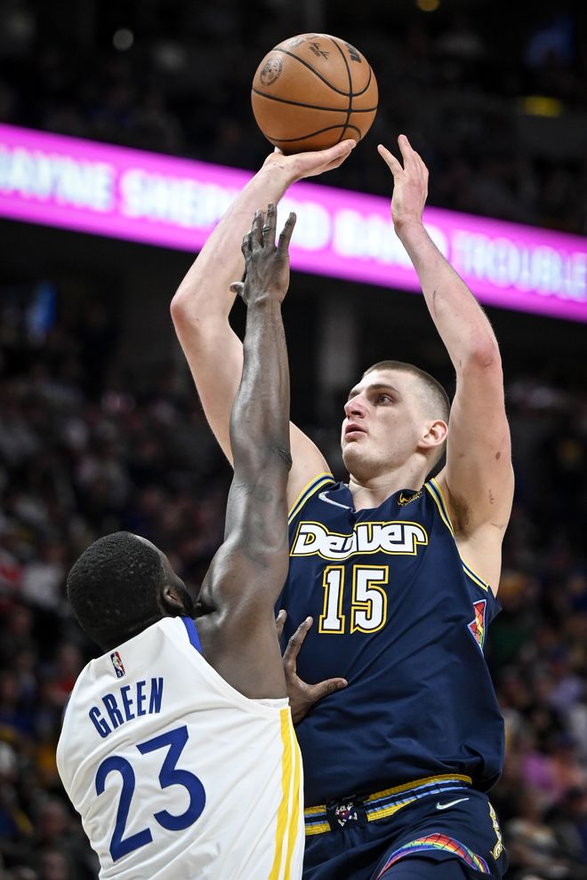 布冯正式宣布退役