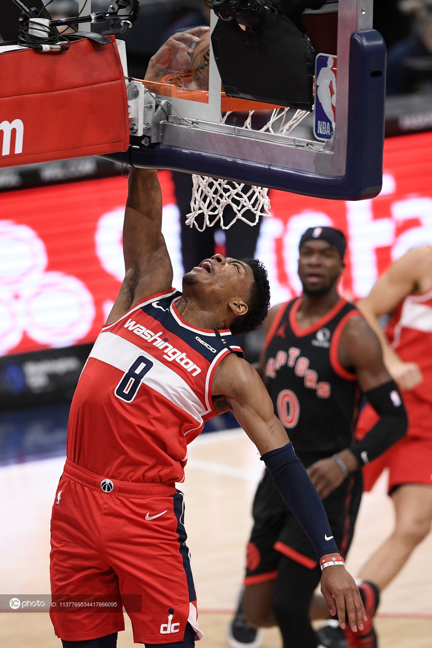 重磅！多伦多猛龙战术微调备战CBA常规赛塞维利亚集结日更衣室发声，TheShy与60激战RNG分钟